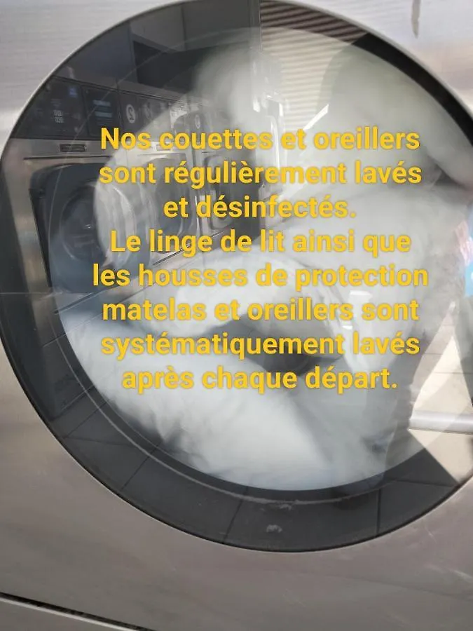Apartment Ferienwohnung A L'Ombre De La Dame Cucuron Frankreich