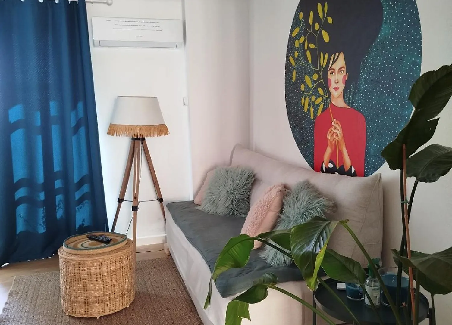 Ferienwohnung A L'Ombre De La Dame Cucuron Apartment